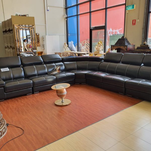 Elegant Black Leatherite Sofa Set
